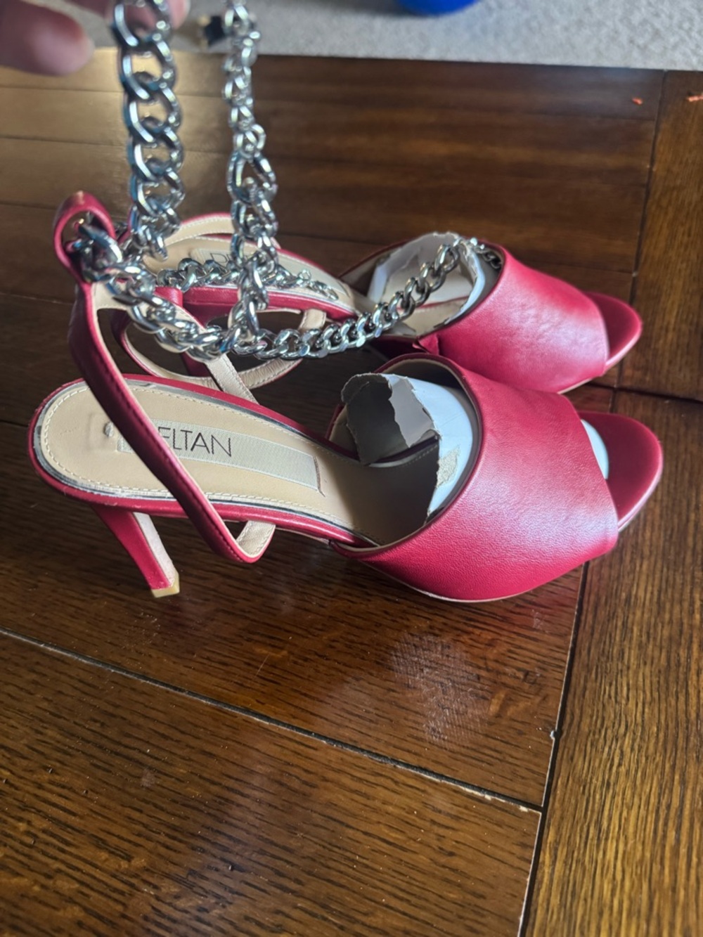 Delta Red Open-Toe Slip-On Mules - Picture 6 of 13